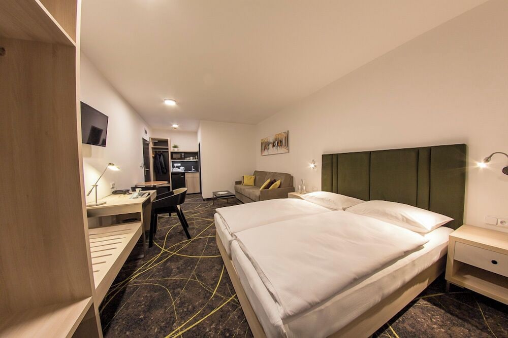 Hotel Valcha 15/48