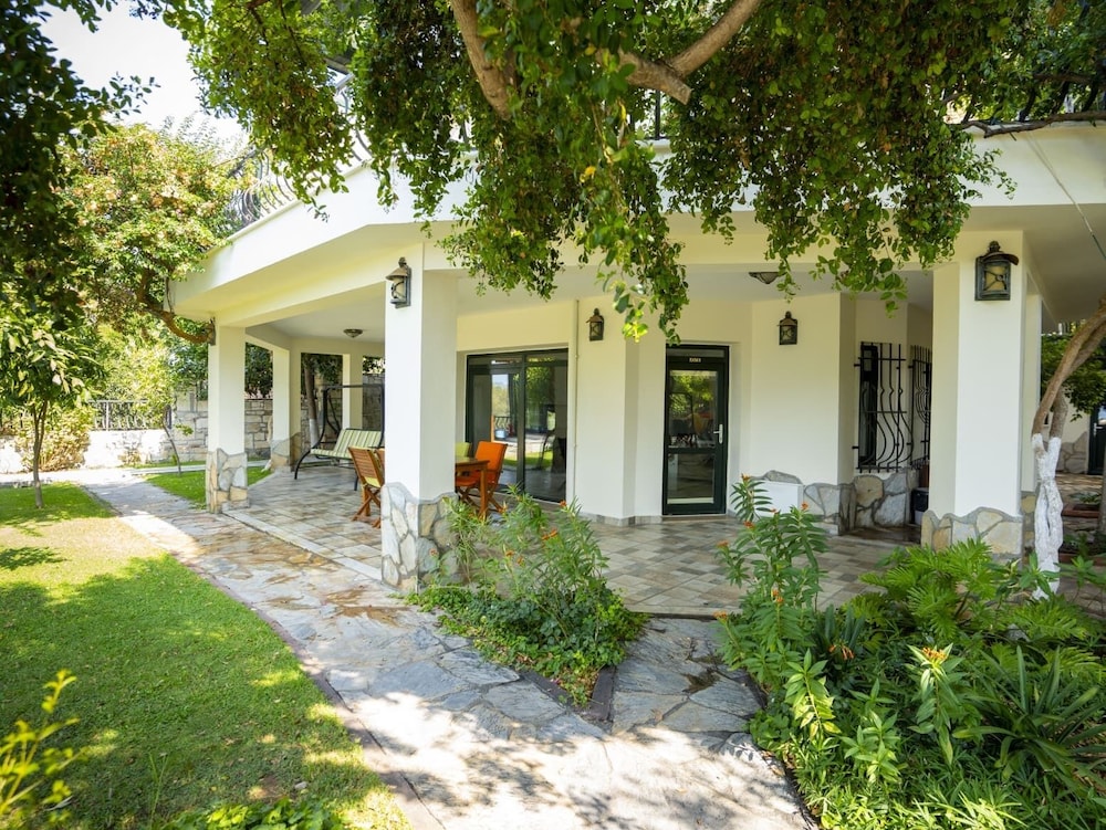 Villa Marine Apart Hotel 5/48