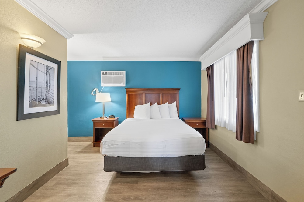 The Sandbar Hotel Myrtle Beach, Trademark Collection by Wyndham 25/80