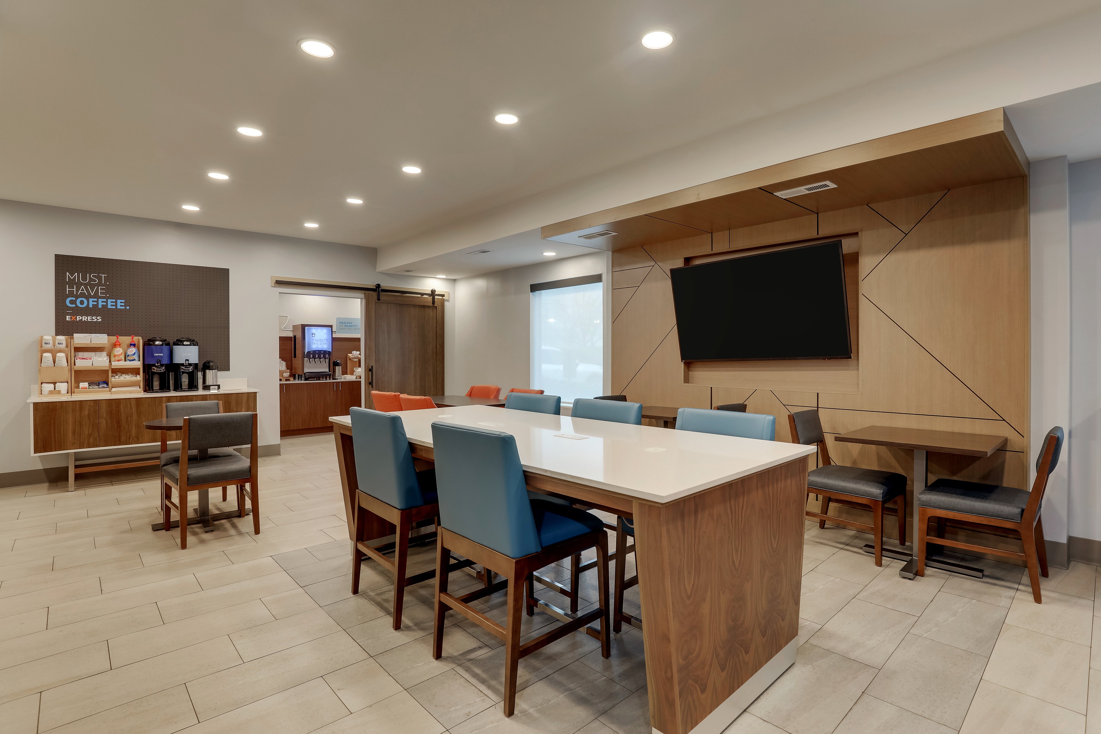 Holiday Inn Express Lexington Southwest Nicholasville 23/28