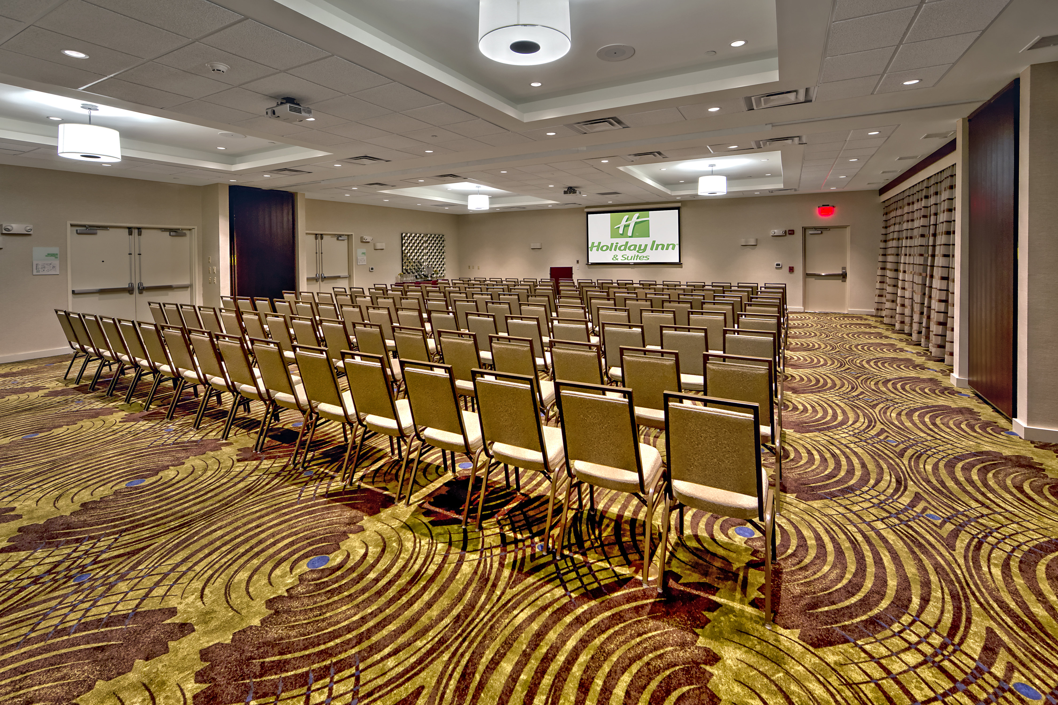 Holiday Inn Hotel And Suites Tupelo North 46/55