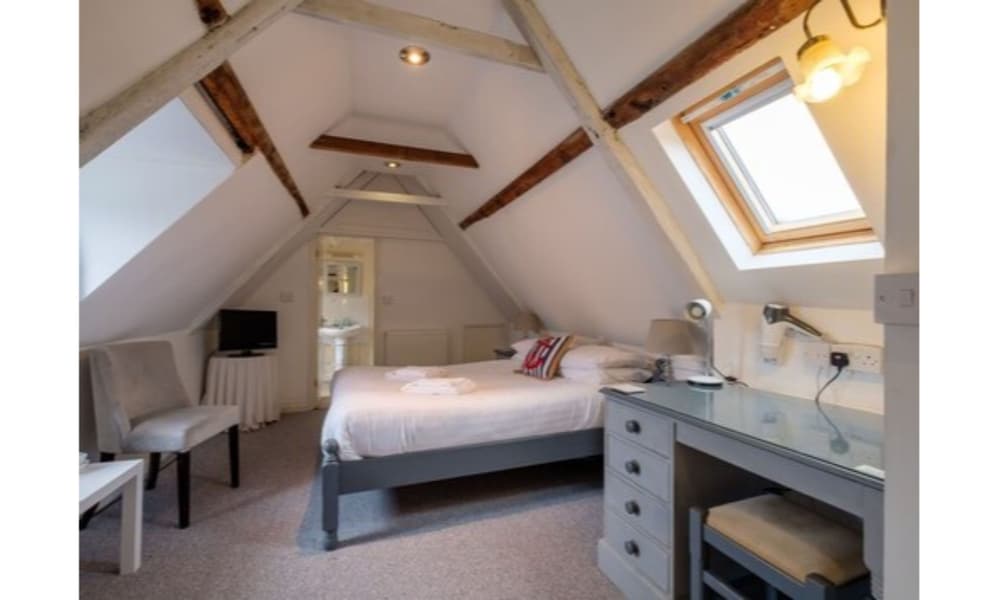 Newport Quay Bed And Breakfast 21/45
