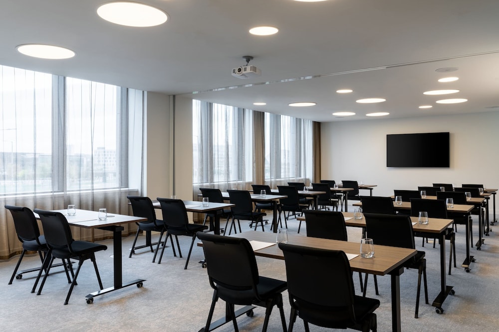 Courtyard by Marriott Glasgow SEC 34/50