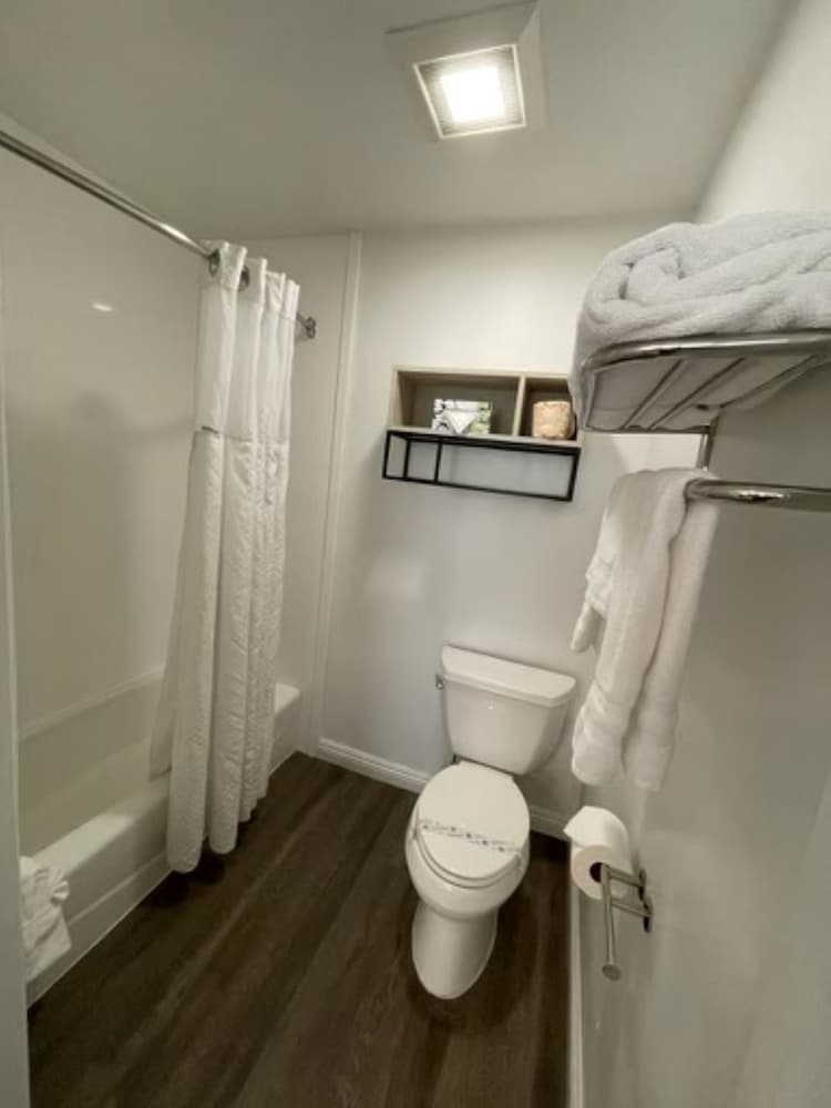 Ramada Limited Redondo Beach 22/45