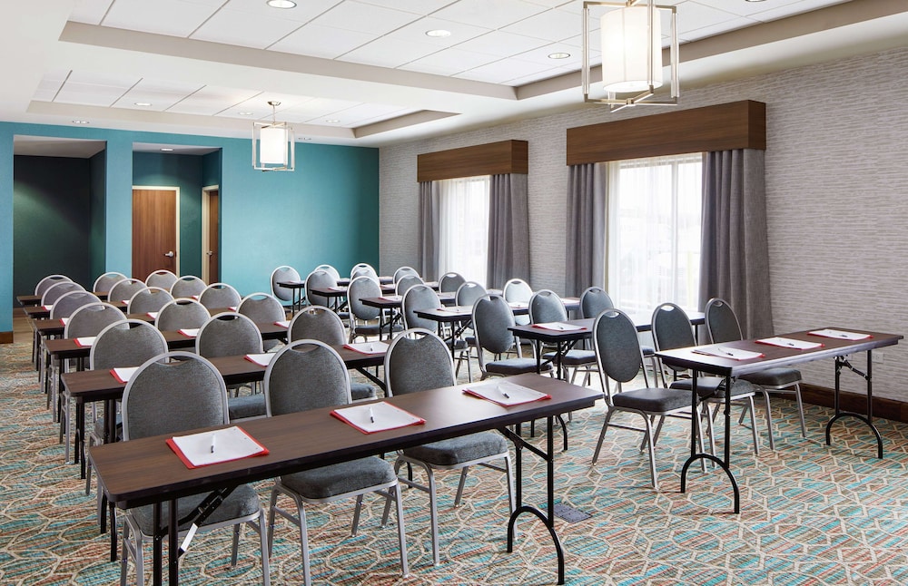 Hampton Inn & Suites Chicago/Waukegan Il 39/45