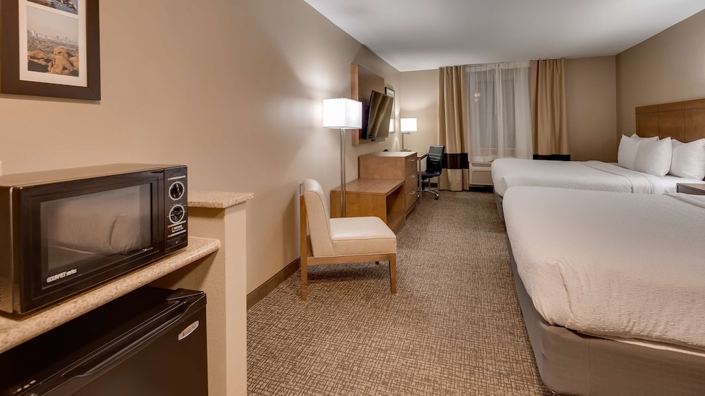 Best Western Plus Surprise-Phoenix NW 26/38