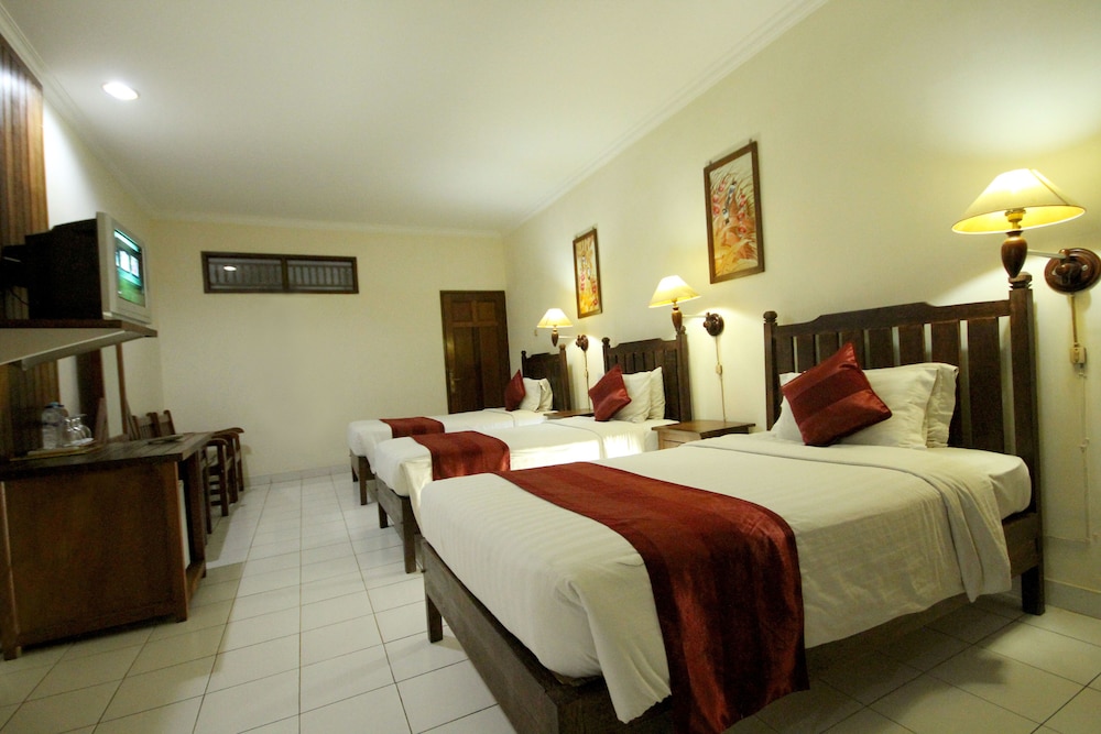 Swastika Guest House 25/39