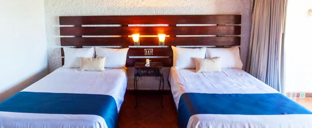 غرفة قياسية بسرير مزدوج، Las Rocas Resort Spa 2/6
