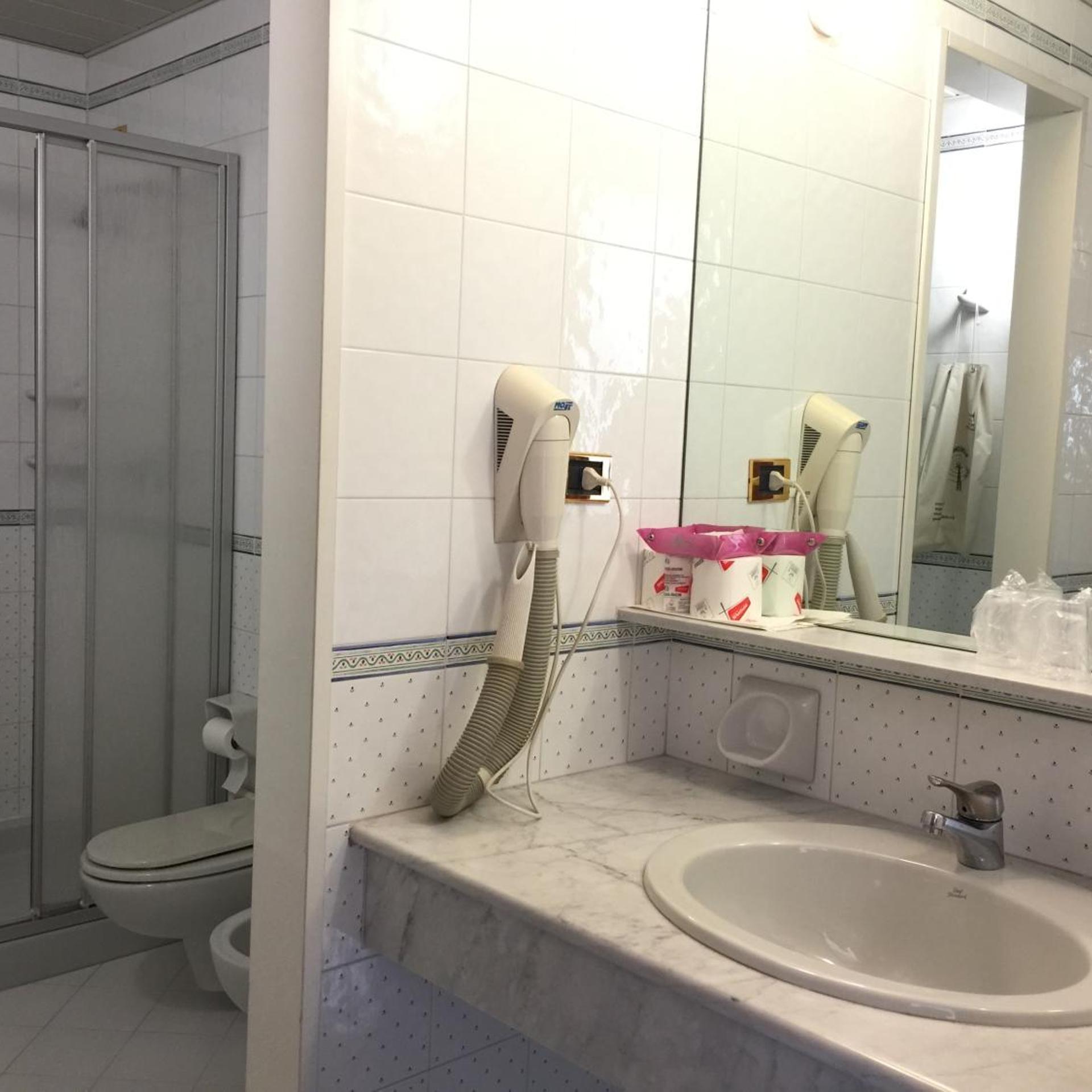 غرفة عائلية، Hotel Terme Marconi 2/3