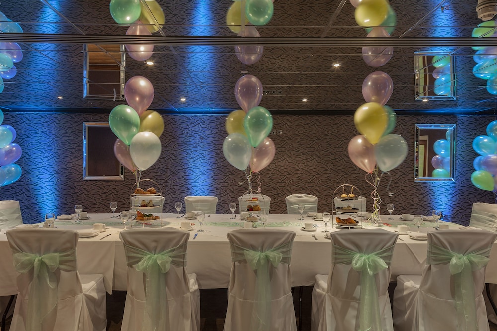Orsett Hall Hotel 28/46