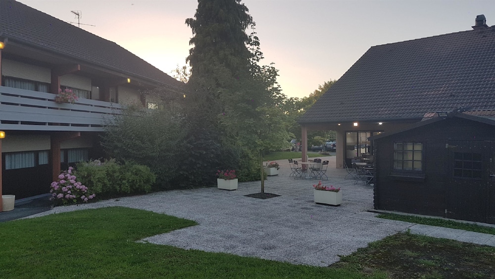 Campanile Maubeuge 39/50