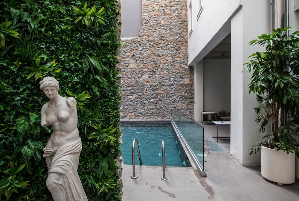 Art Suites Korai 27/40