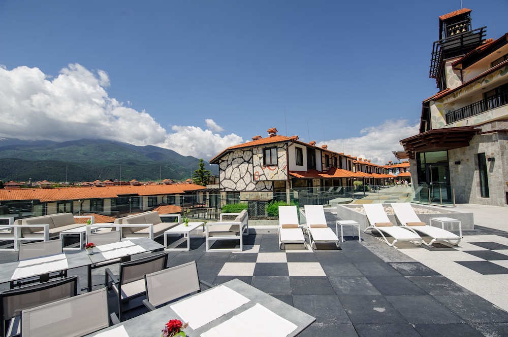 RUSKOVETS RESORT 56/61