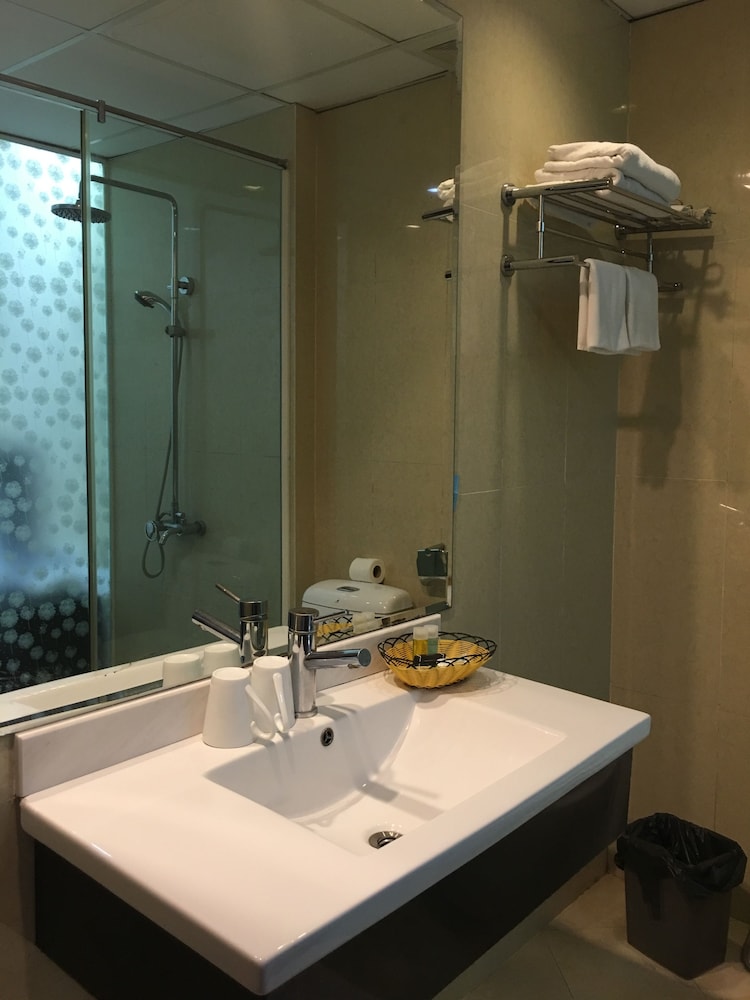 Millennium Hanoi Hotel 24/36