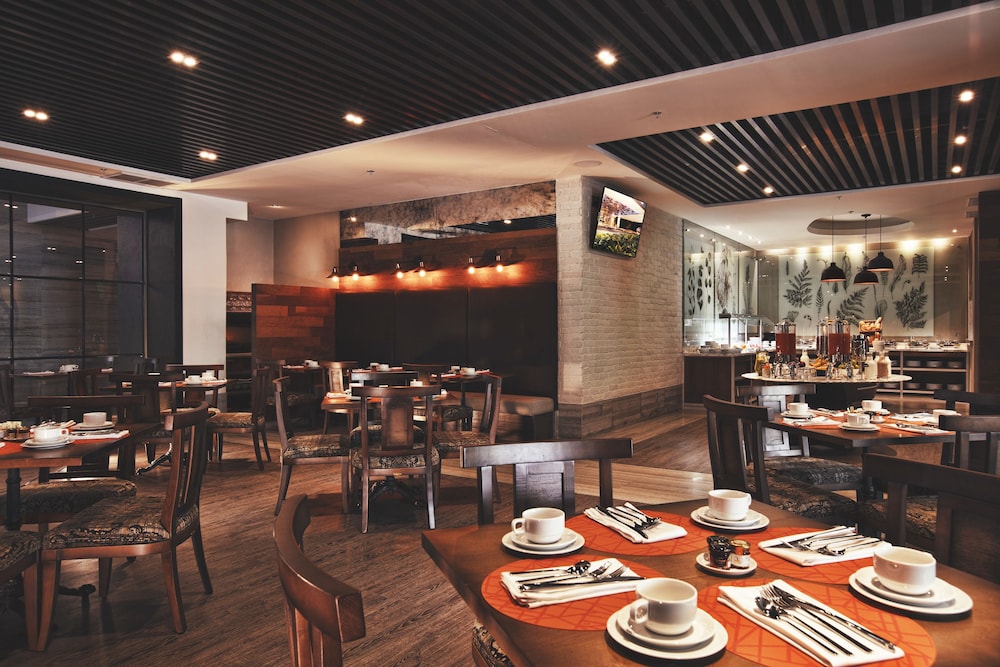 Krystal Grand Suites Insurgentes 48/67