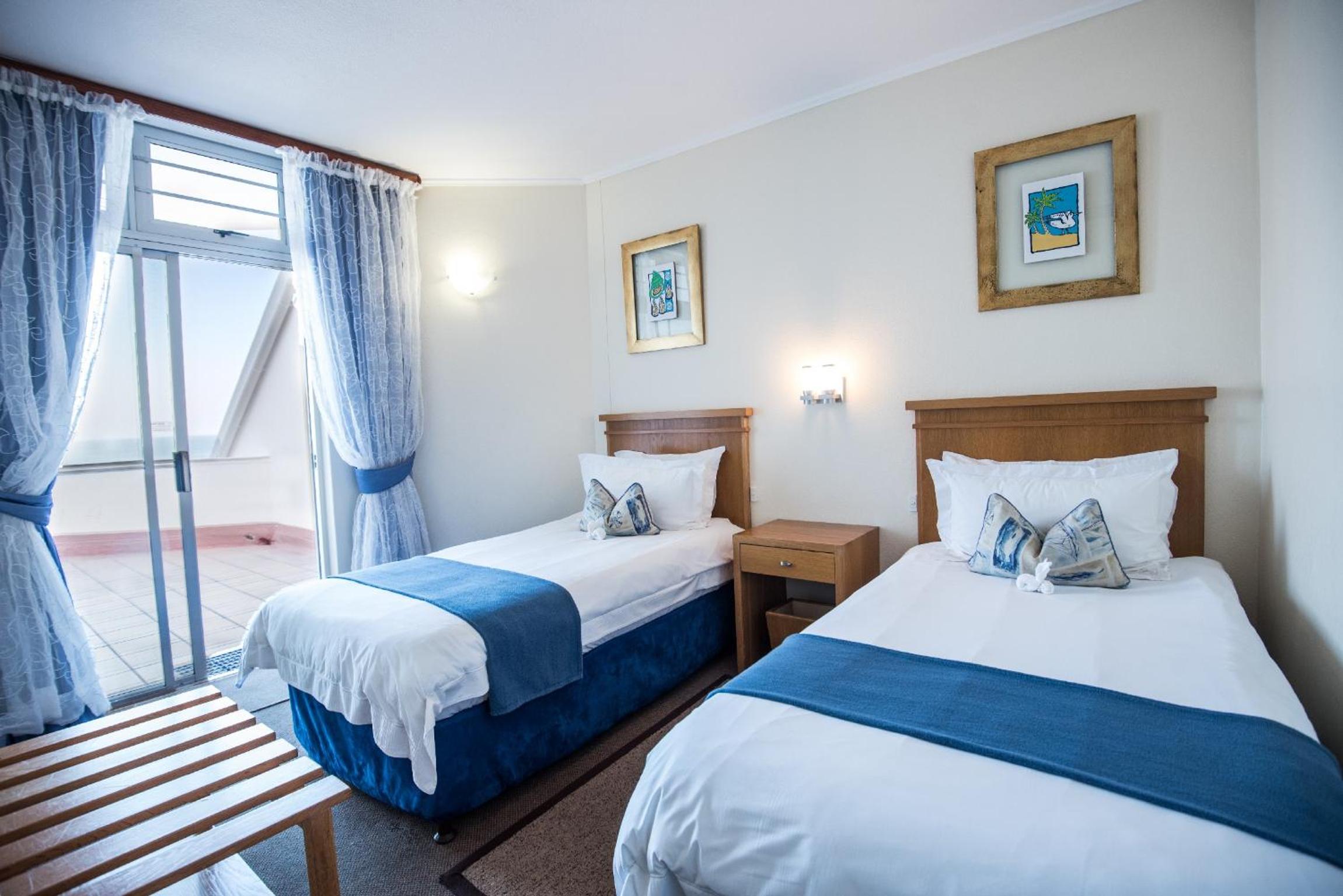 3 Bedrooms, Apartment, Partial Sea View