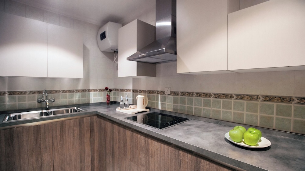 فندق البرج (Al-Borg Al-Watheer Serviced apartments) 24/43
