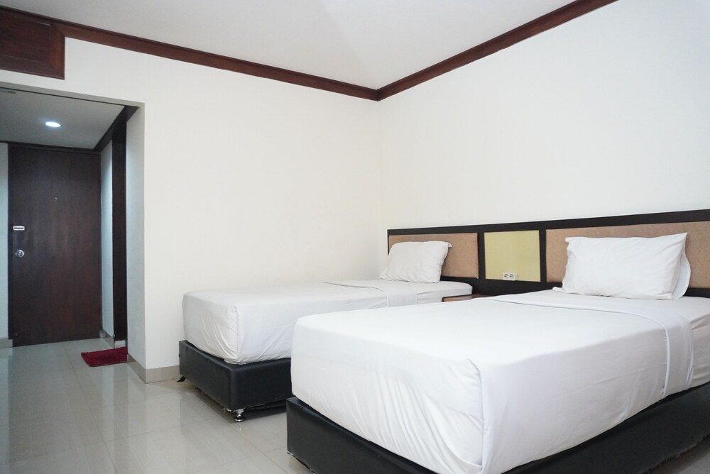 Siantar Hotel Parapat 13/44