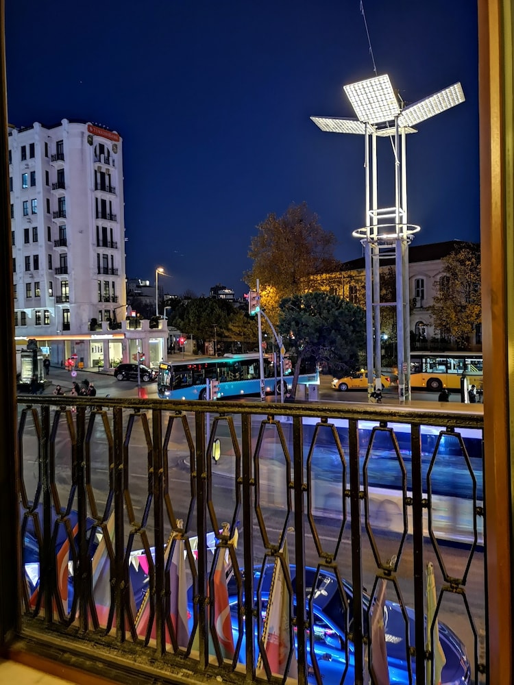 Golf Royal Istanbul Residence 40/44