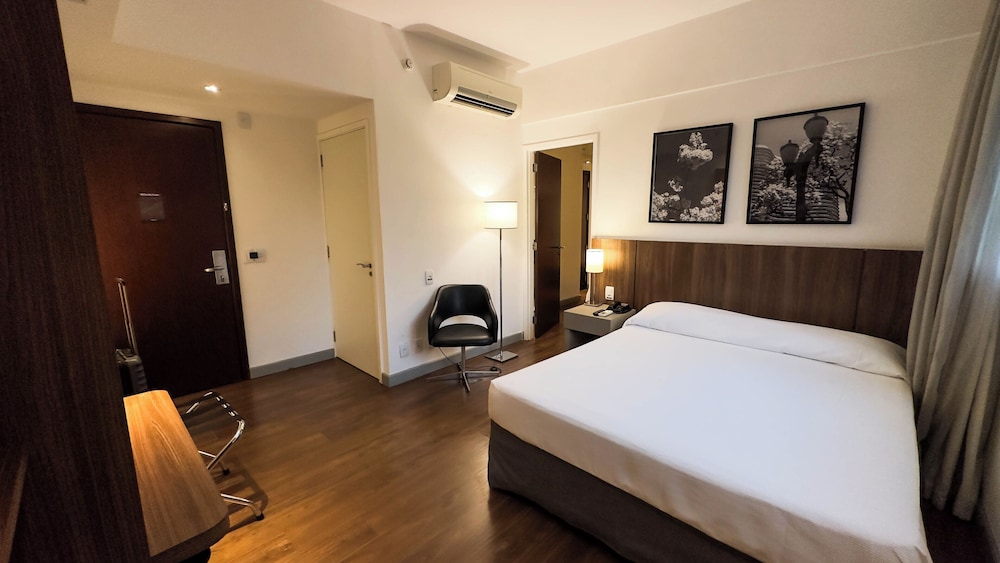 Hotel Vivenzo Savassi 15/50