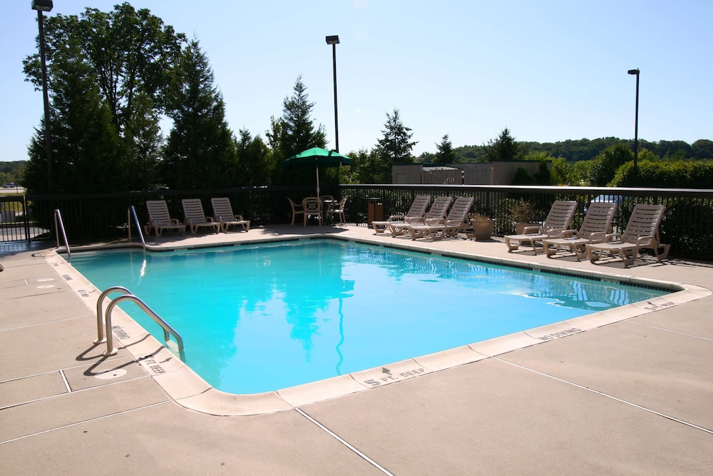 Hampton Inn And Suites Valley Forge Oaks 7/53
