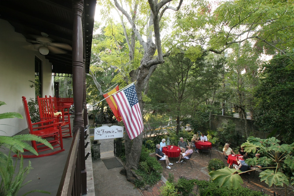 St Francis Inn 72/78