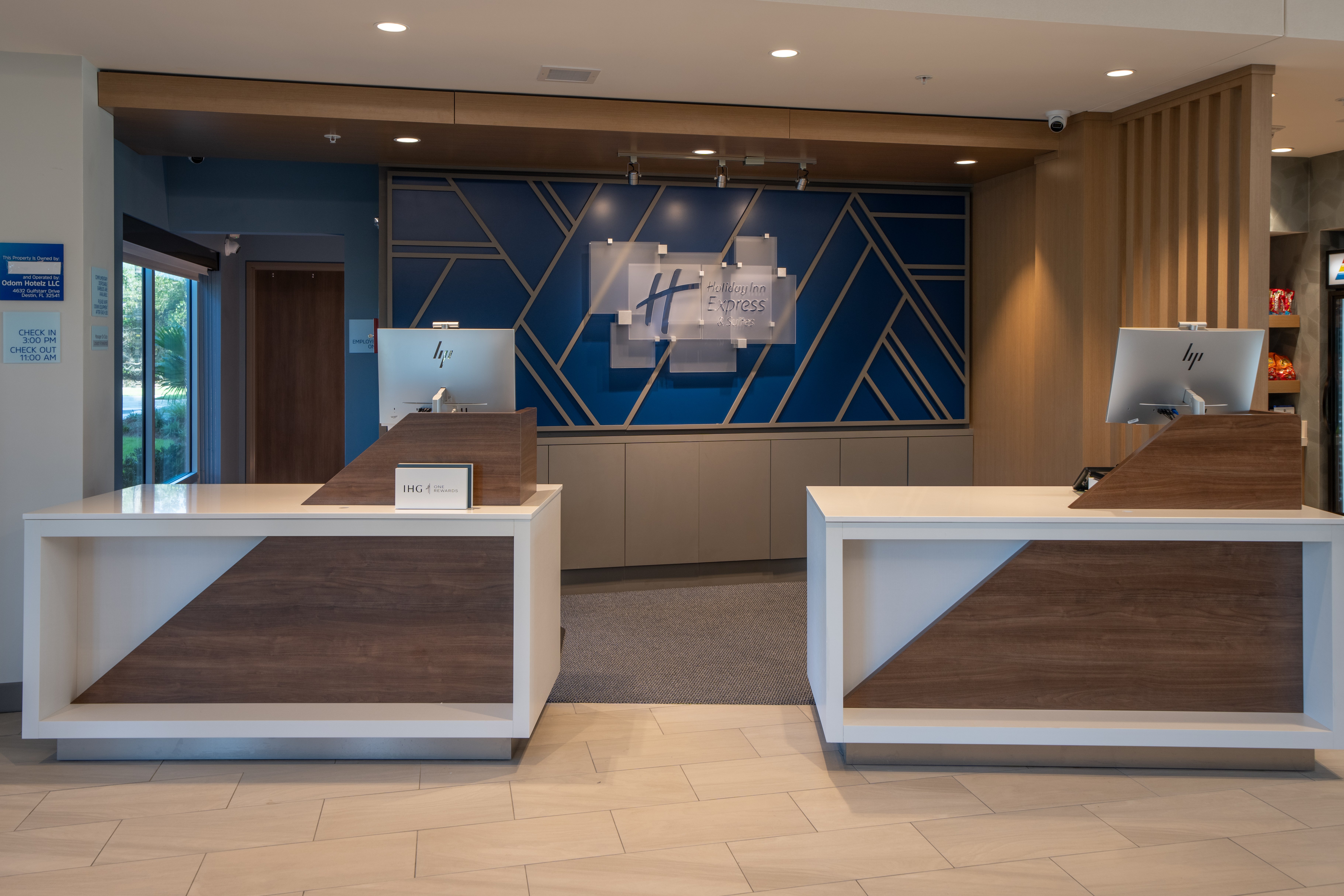 Holiday Inn Express & Suites Fort Walton Beach - Eglin Area, an IHG Hotel 9/50