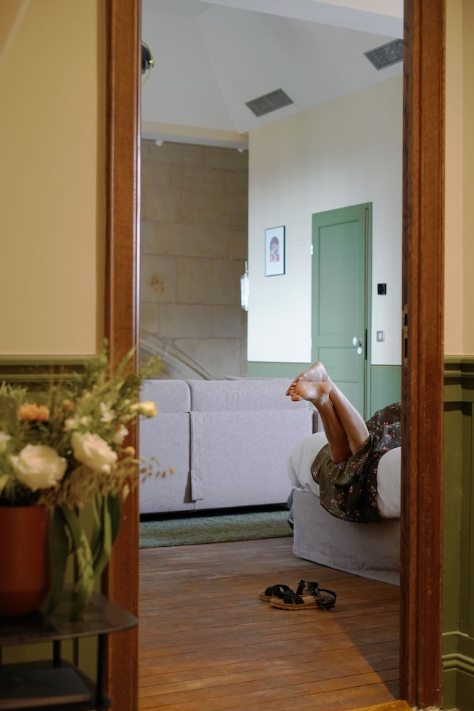 Hotel Des Prelats 50/50