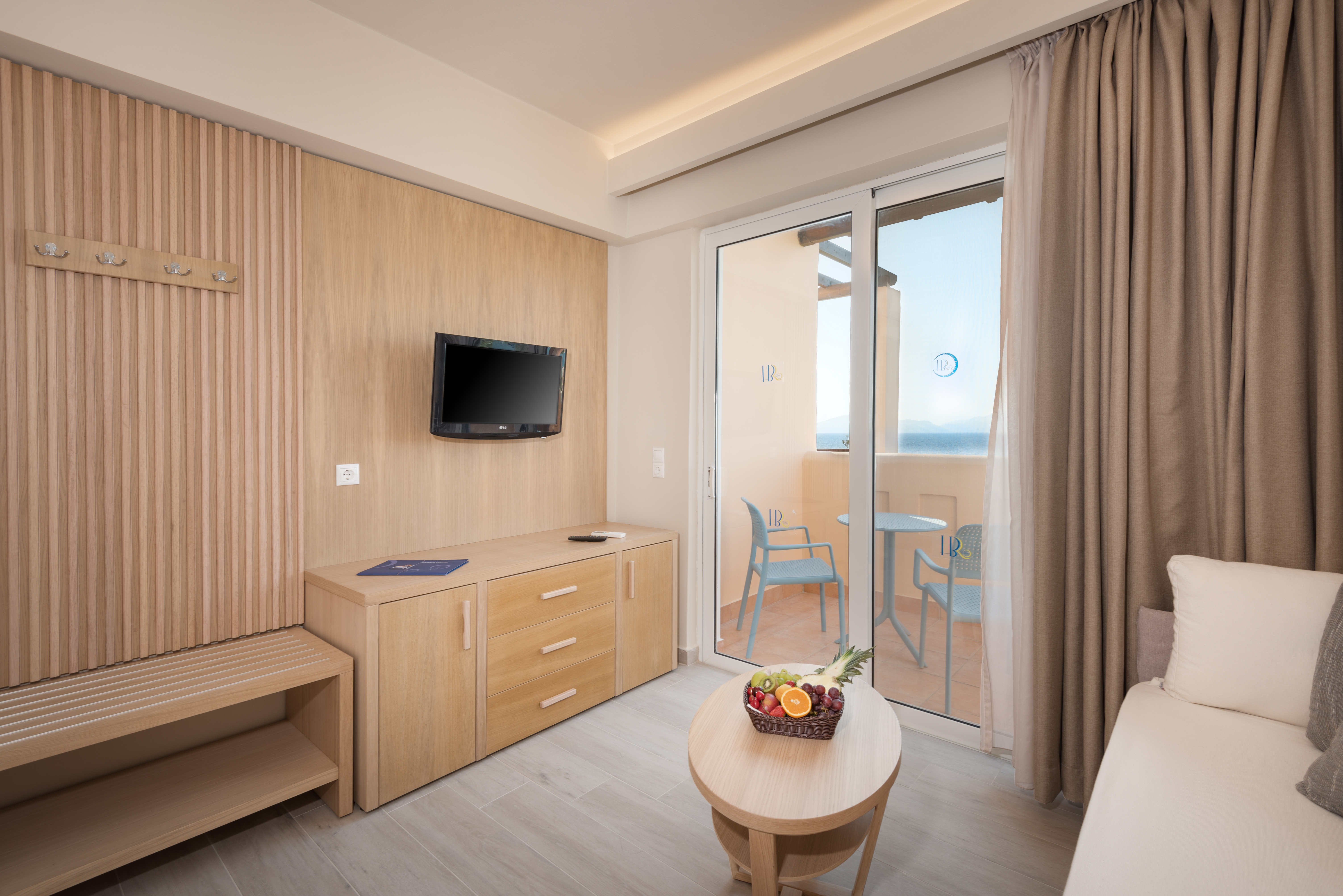 Horizon Beach Resort 24/50