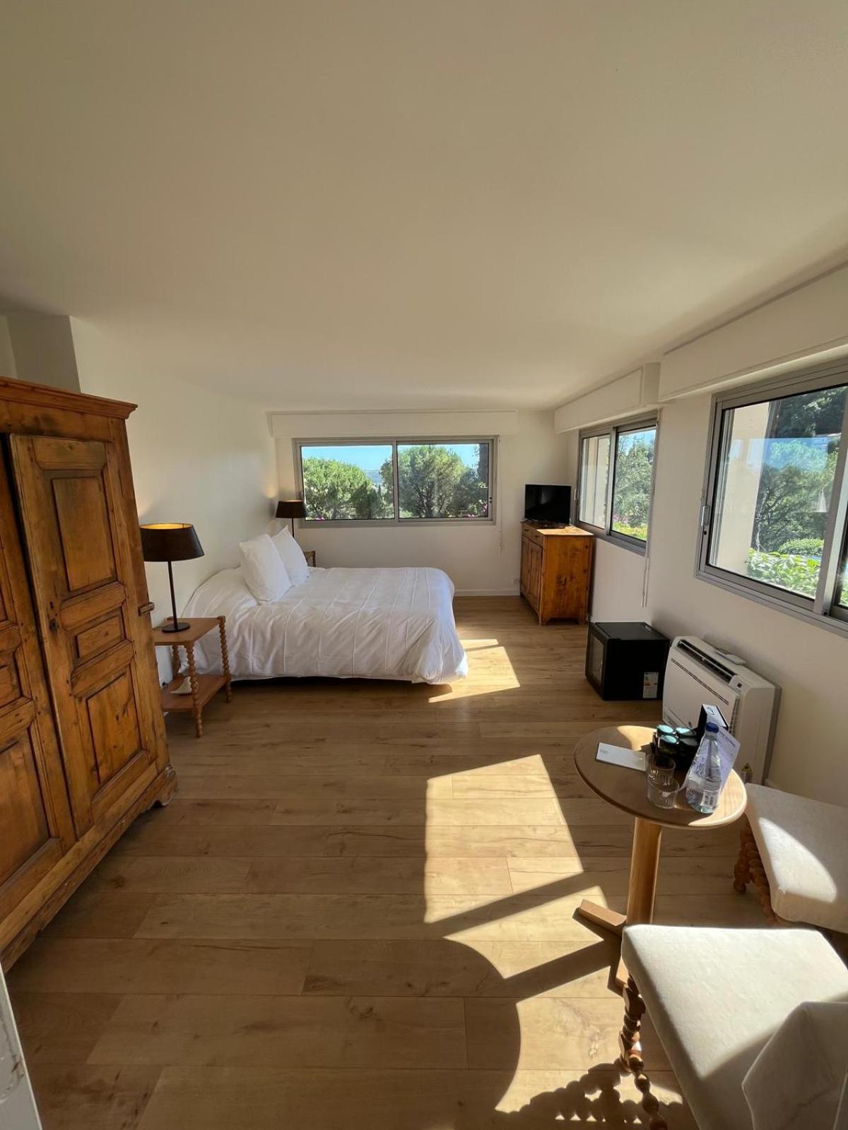 Signature, Suite