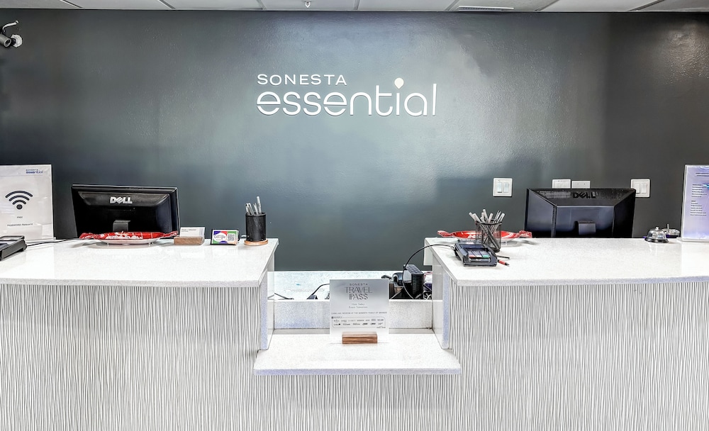 Sonesta Essential Orlando 8/49
