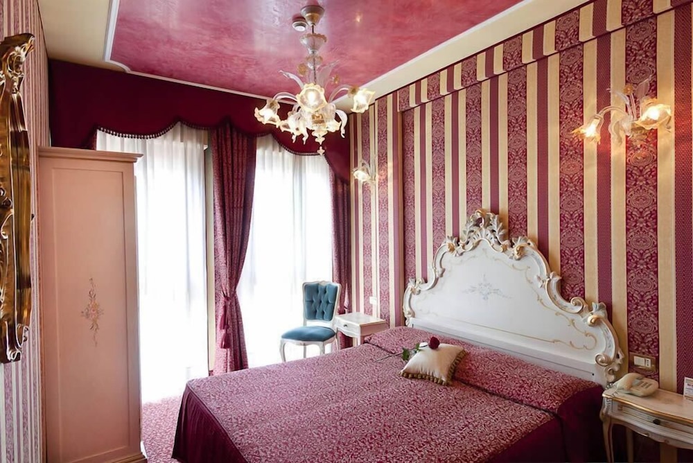 Belle Arti Hotel 10/37
