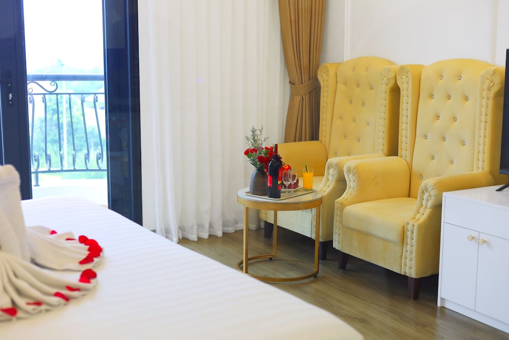 Chemi Hanoi Airport Hotel 26/40