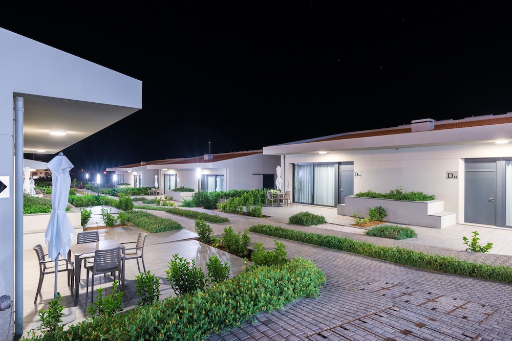 Vila Baleira Village 29/35