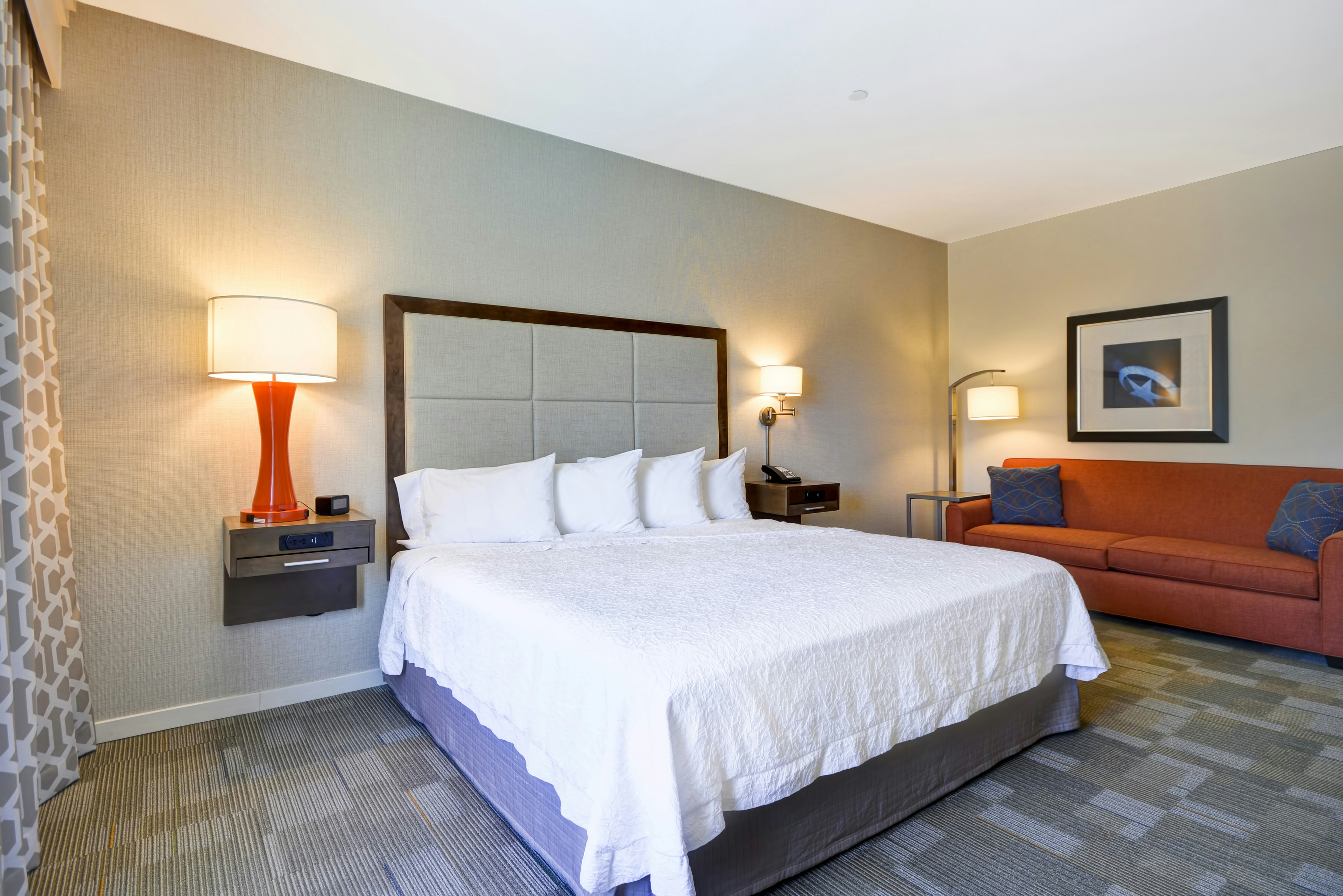 ROOM, KING BED, SOFA, ACCESSIBLE
