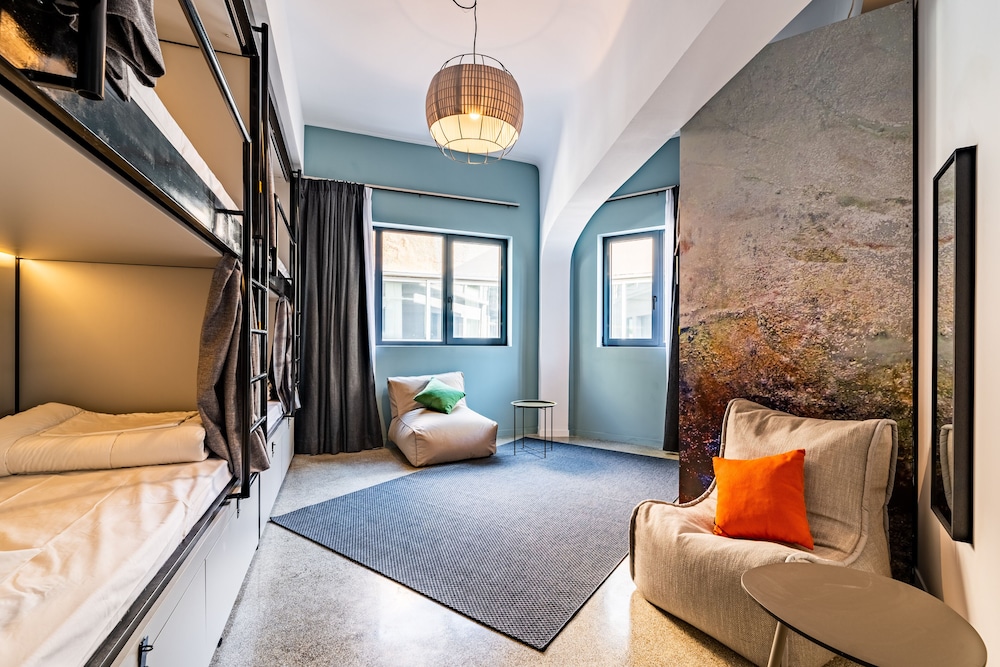 Athens Hub Hostel 18/33
