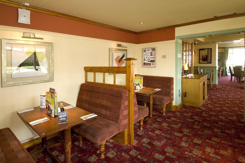Lobby at Premier Inn Gloucester Business Park, GLOUCESTER - UK