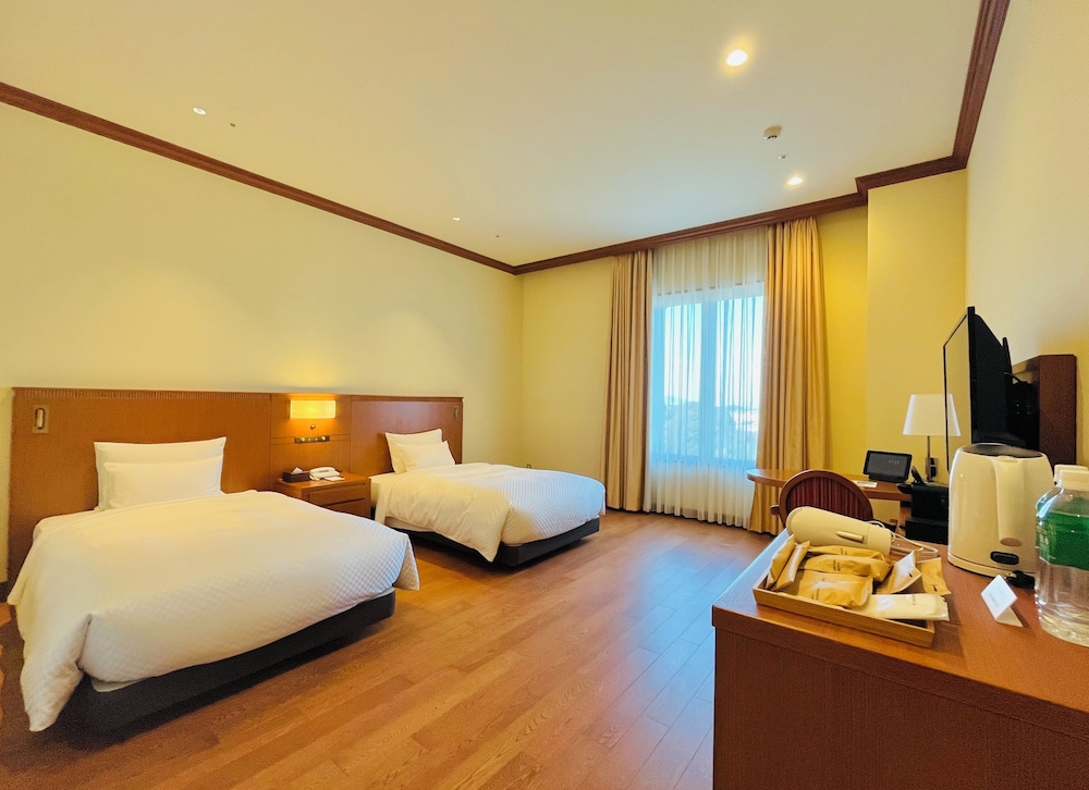 Grand Empire Hotel 7/49