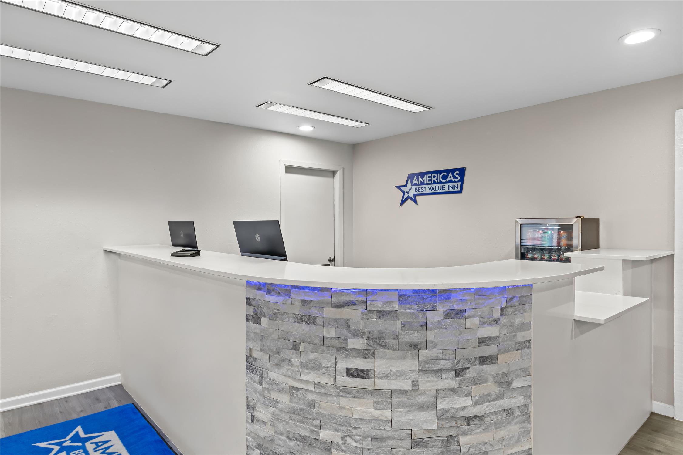 Americas Best Value Inn Austin University 4/32
