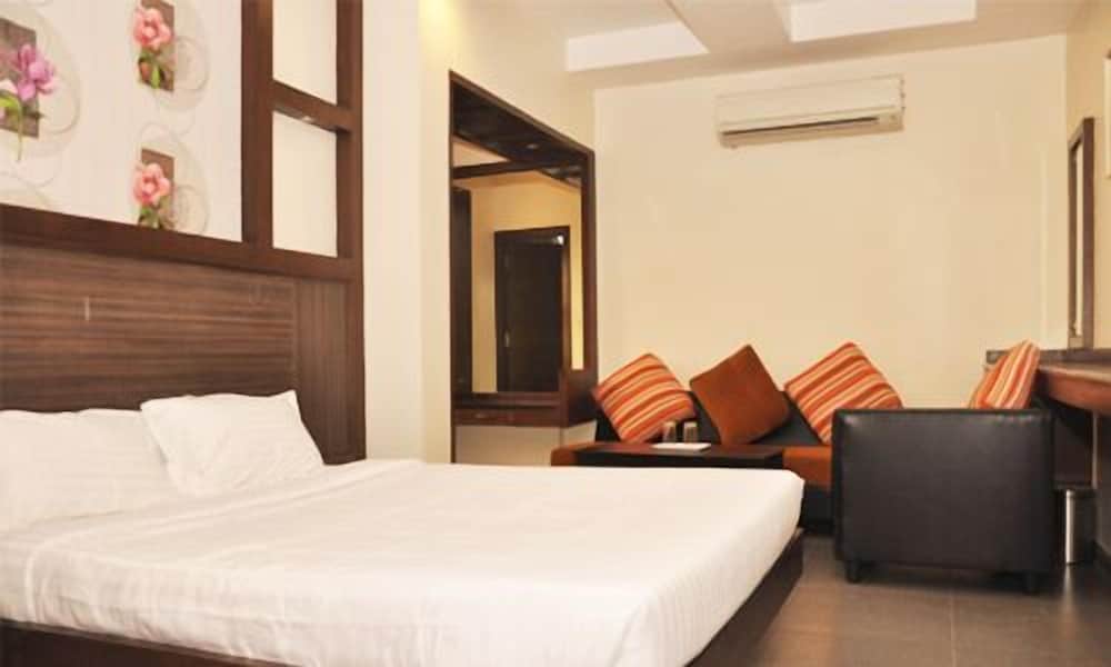 Hotel Tamizh Park 14/34