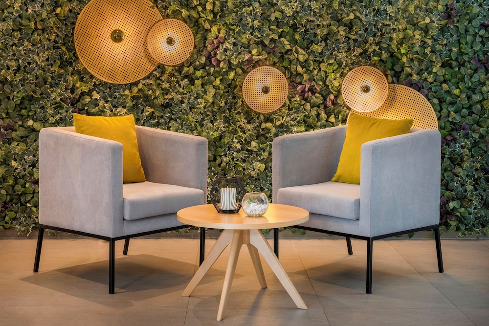 B&B HOTEL Krefeld-Sud 25/47