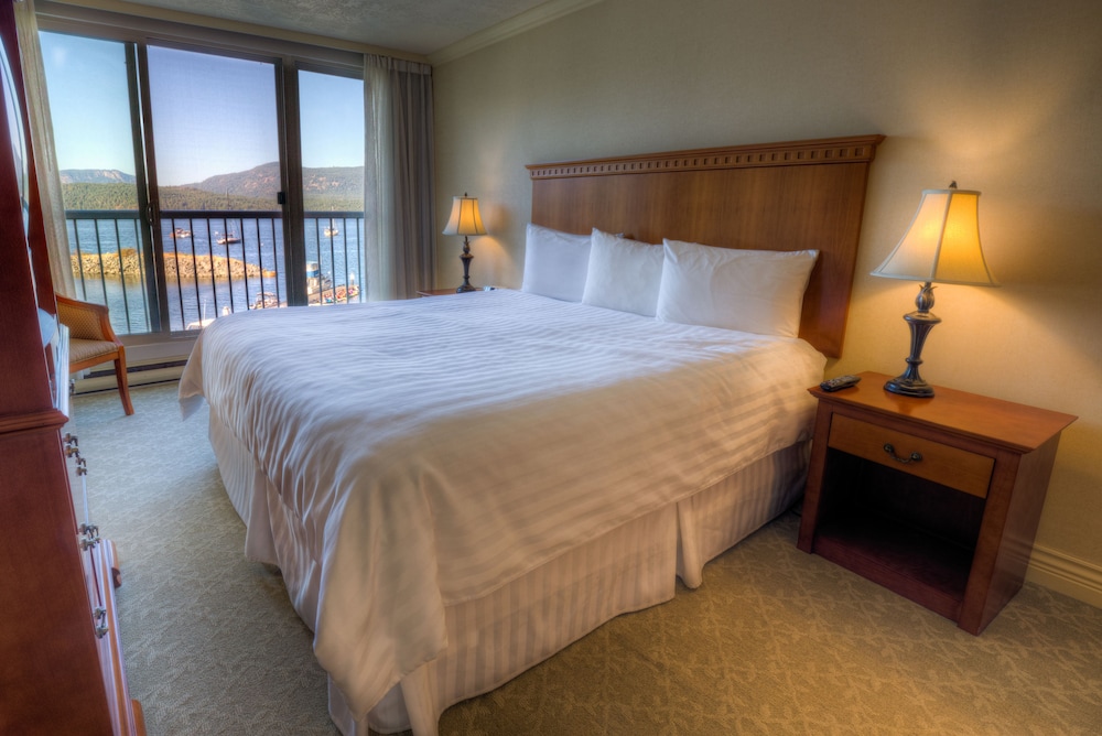 Oceanfront Suites At Cowichan Bay 13/63