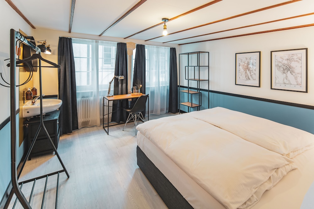 Pop Up Hotel Krone Zurich 10/43