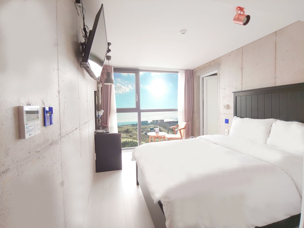Hotel Stay Interview Jeju 18/50
