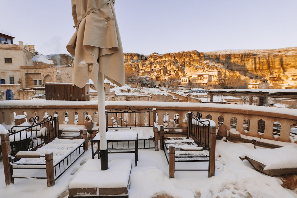 Kayata Cave Suites 38/50