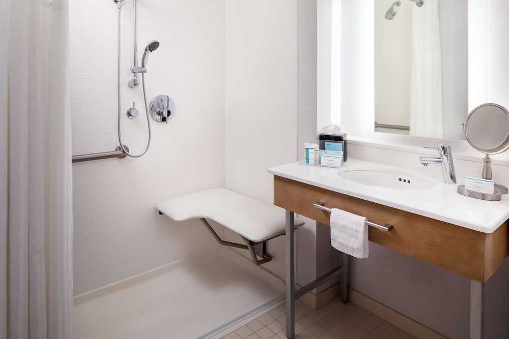 Hampton Inn Suites By Hilton Miami Brickell Downtown 61/65