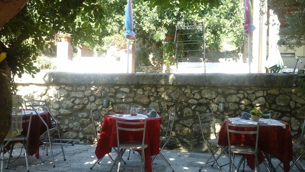 B&B La Ginestra 38/50