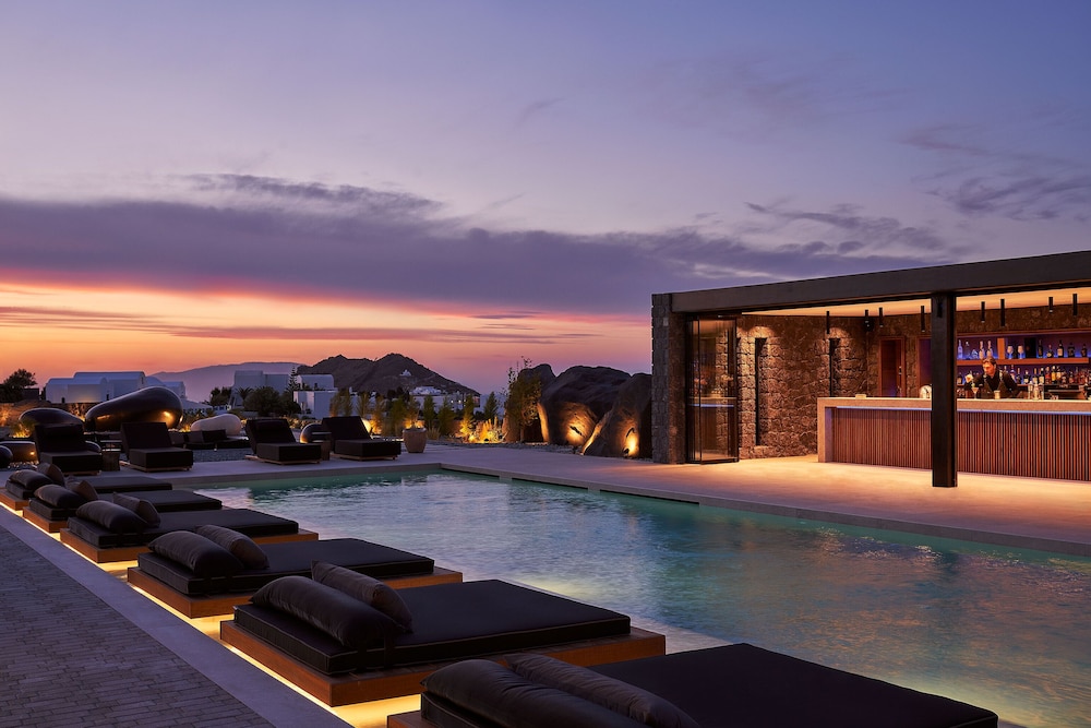 SantAnna Luxury Suites 4/37