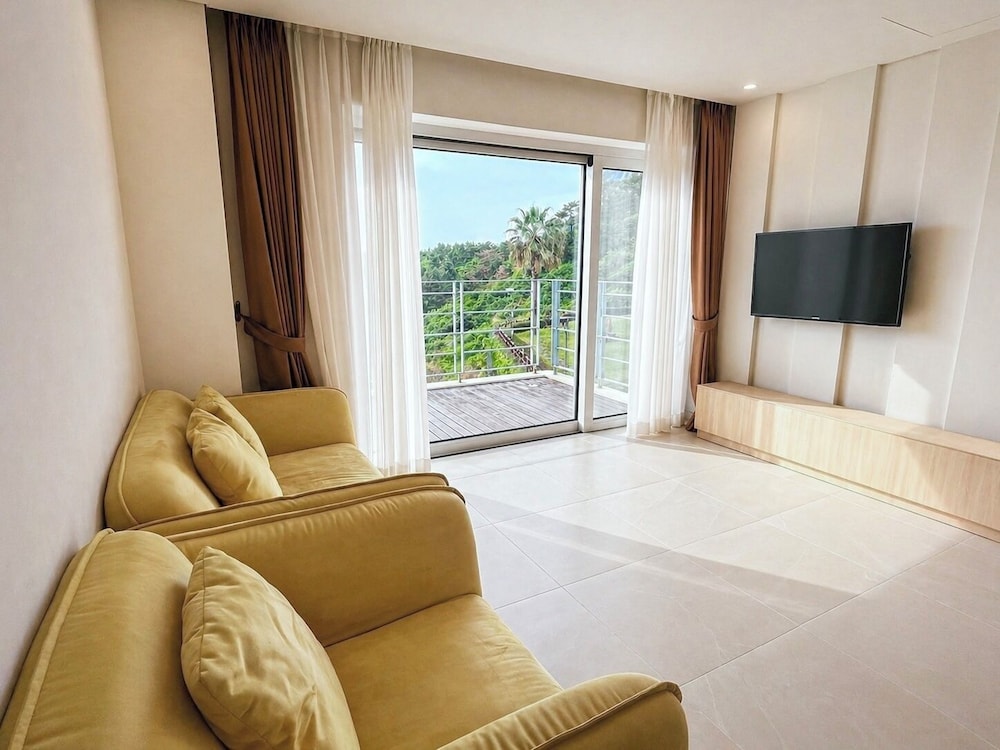 Y Resort Jeju 50/73