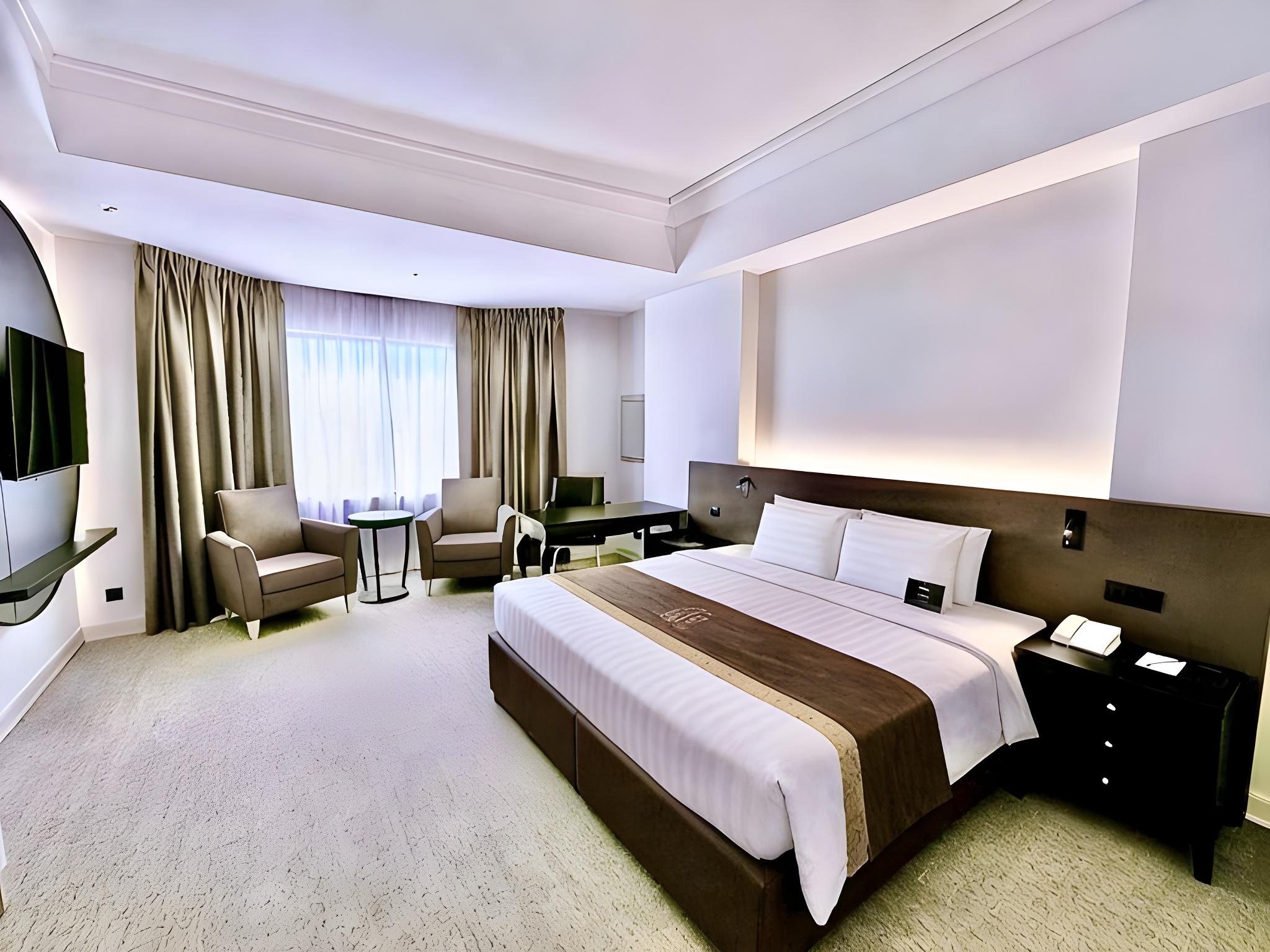 Prime, Family Suite